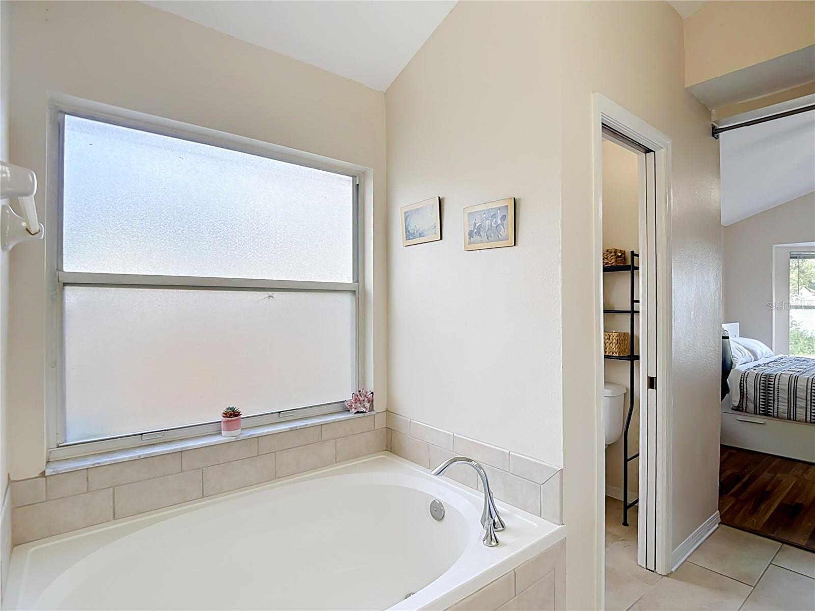 5818 Azure Dr Property Photo 38