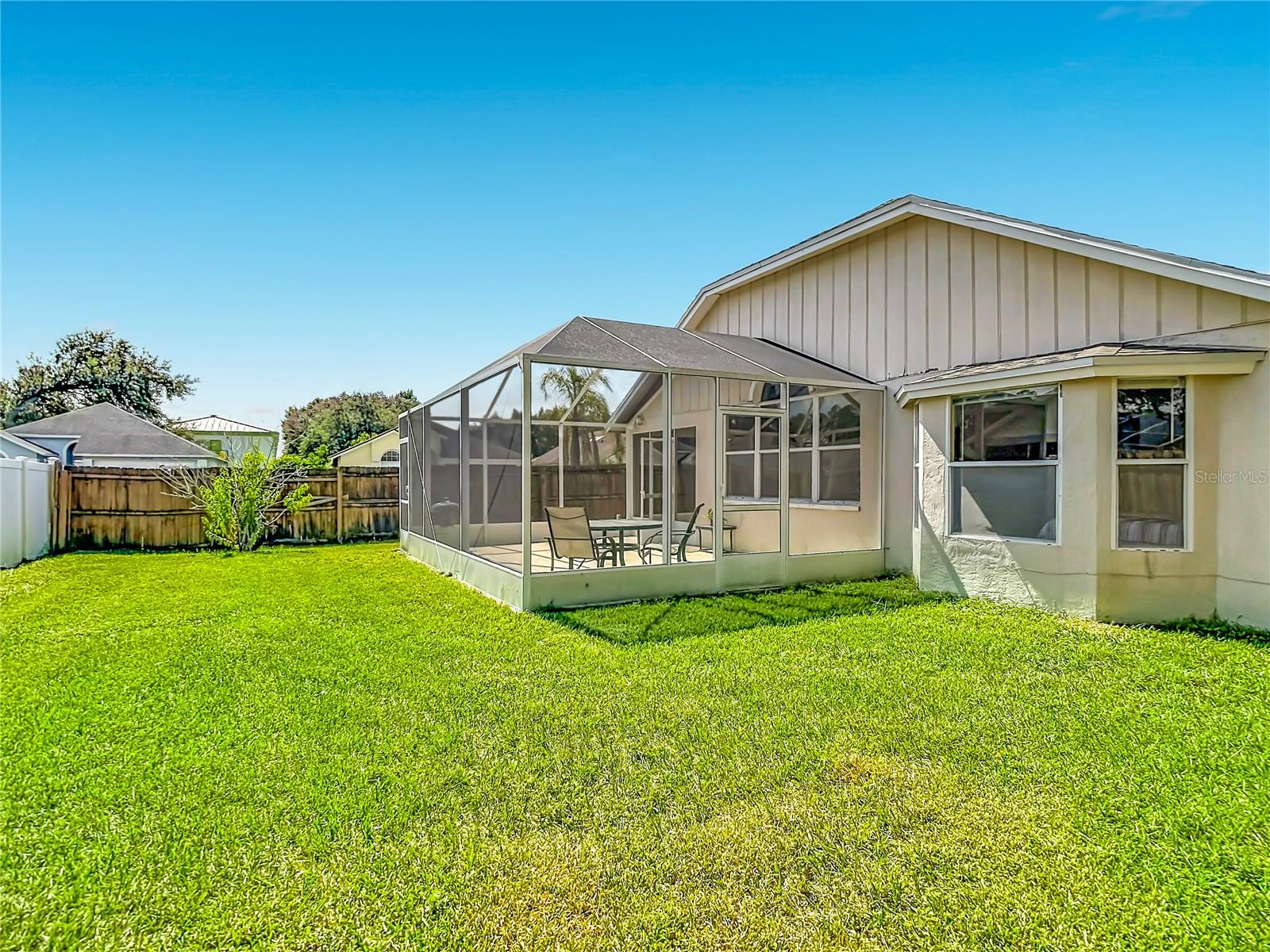 5818 Azure Dr Property Photo 57