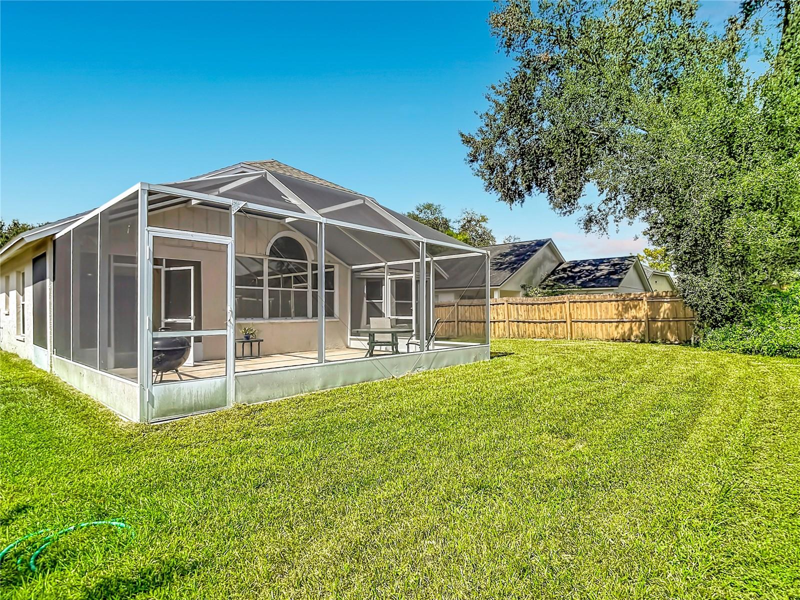 5818 Azure Dr Property Photo 58