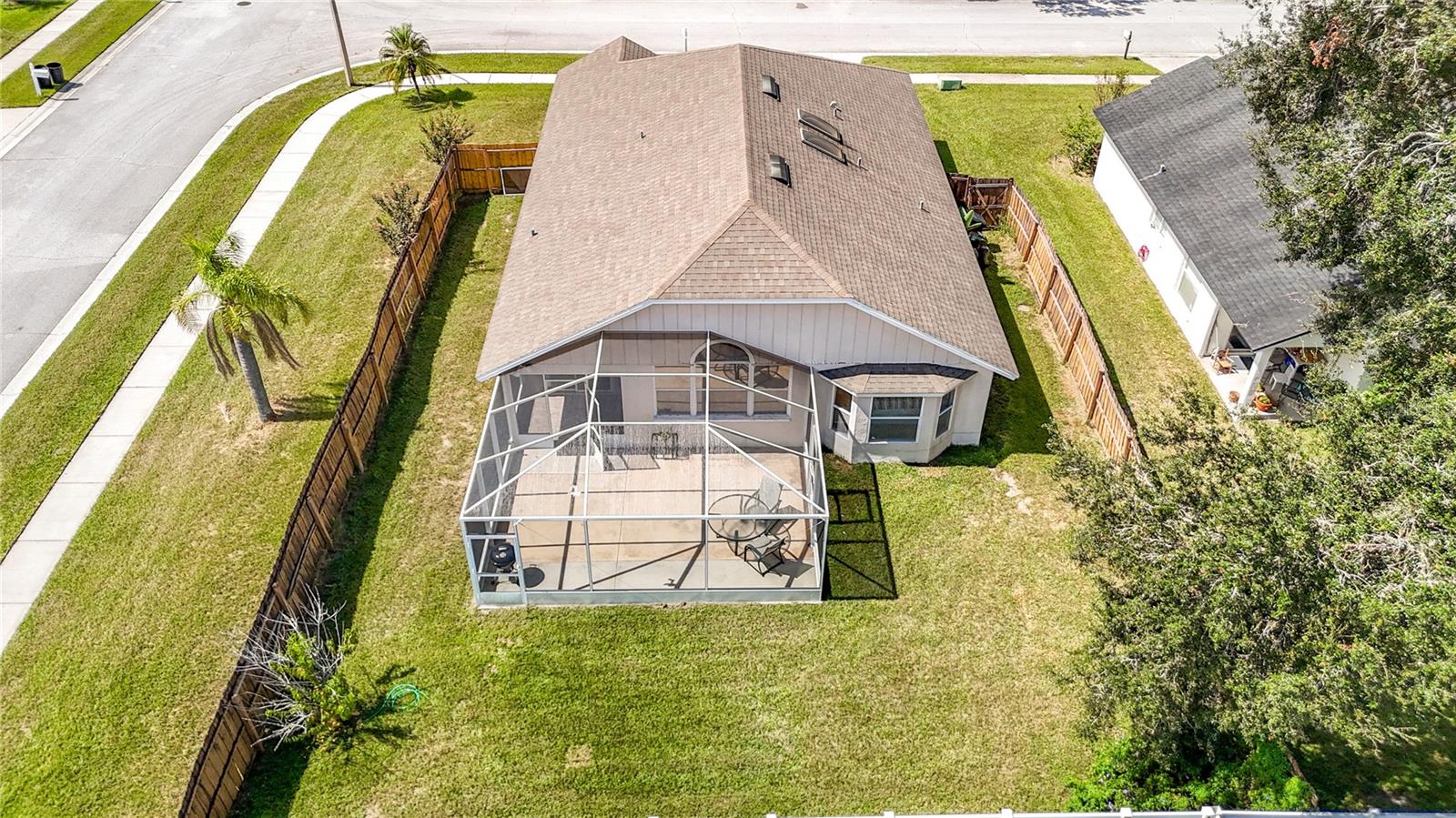 5818 Azure Dr Property Photo 60