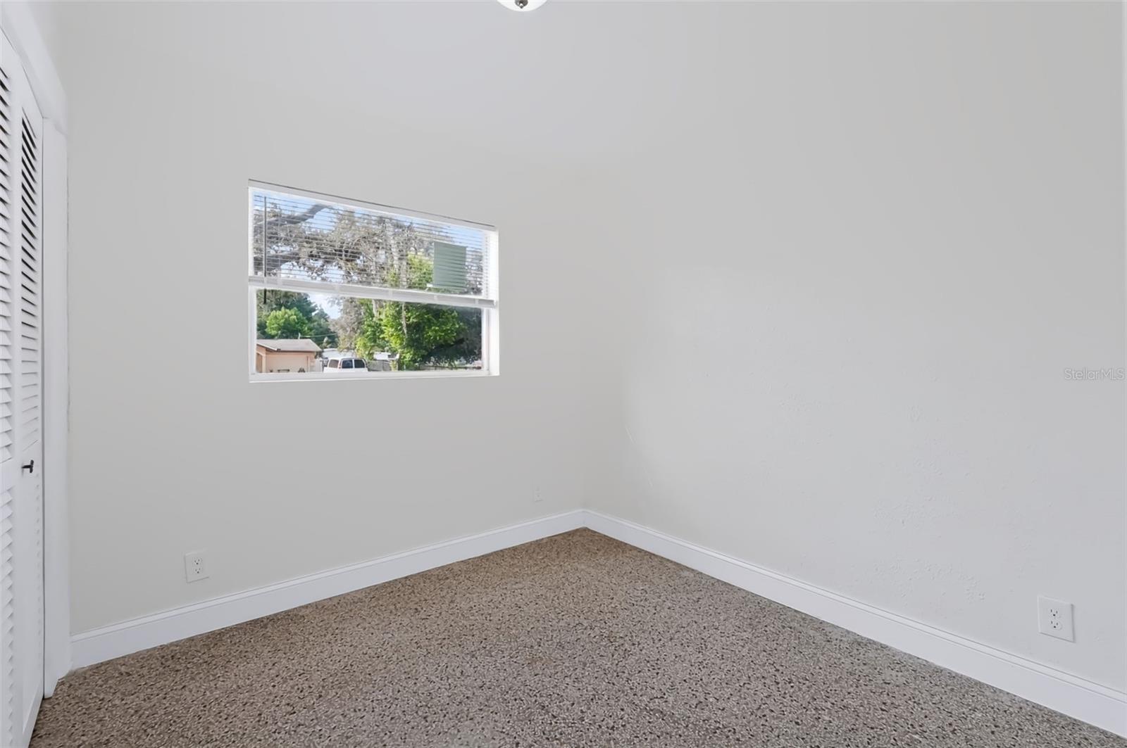 2438 N Ramona Cir Property Photo 16