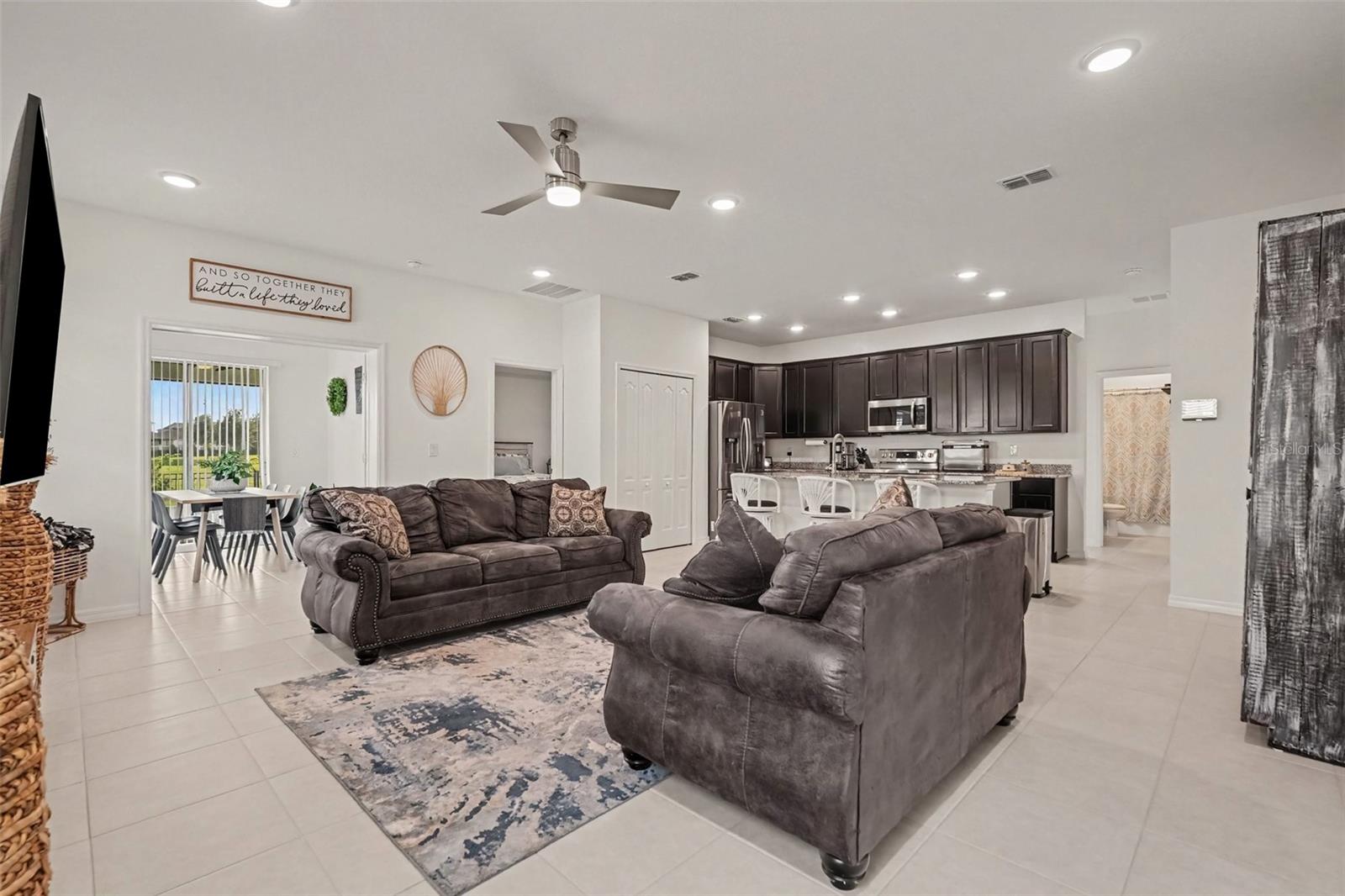 31088 Jazz Leaf Pl Property Photo 2