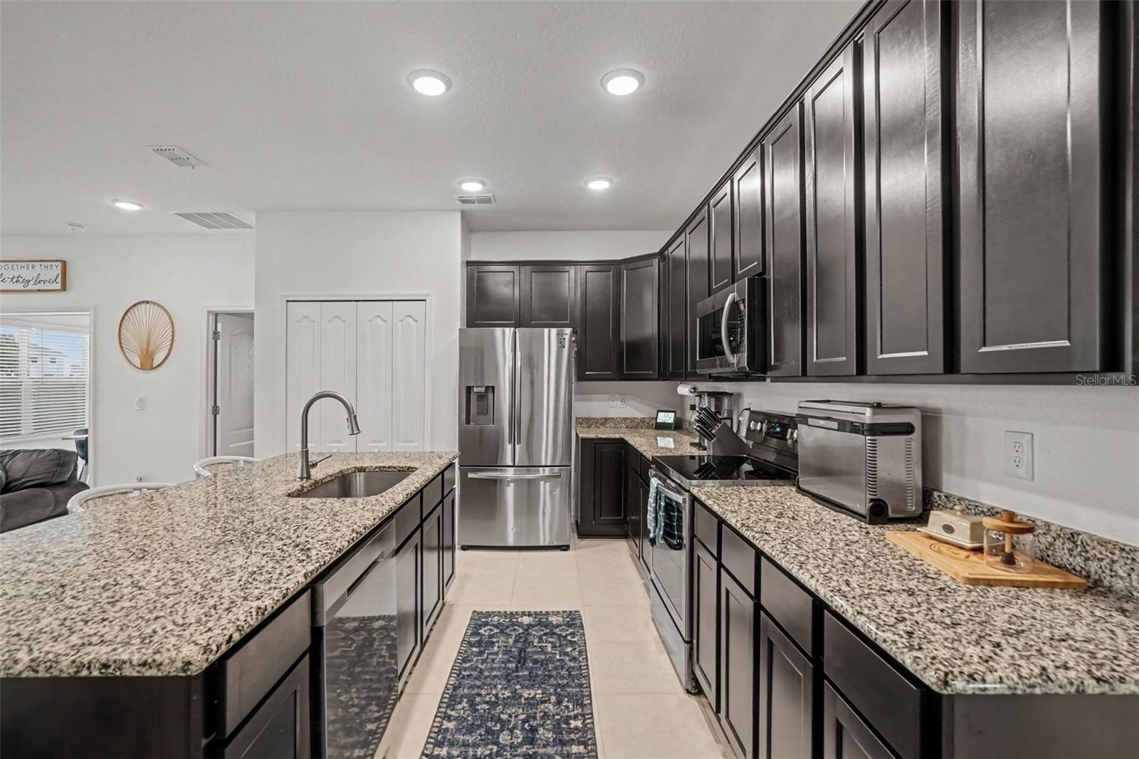 31088 Jazz Leaf Pl Property Photo 9