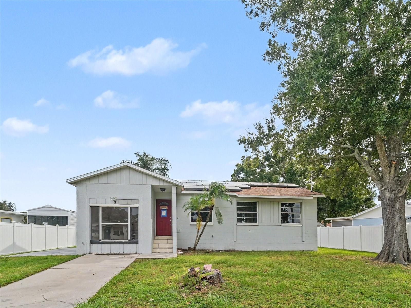 520 Fairhope Dr Property Photo 3