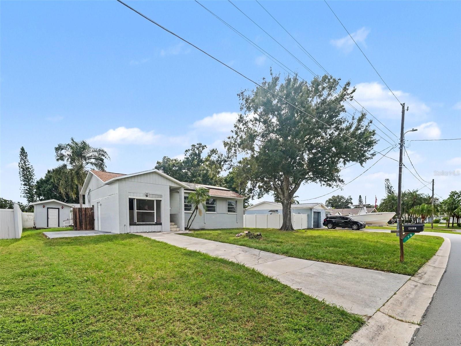 520 Fairhope Dr Property Photo 4