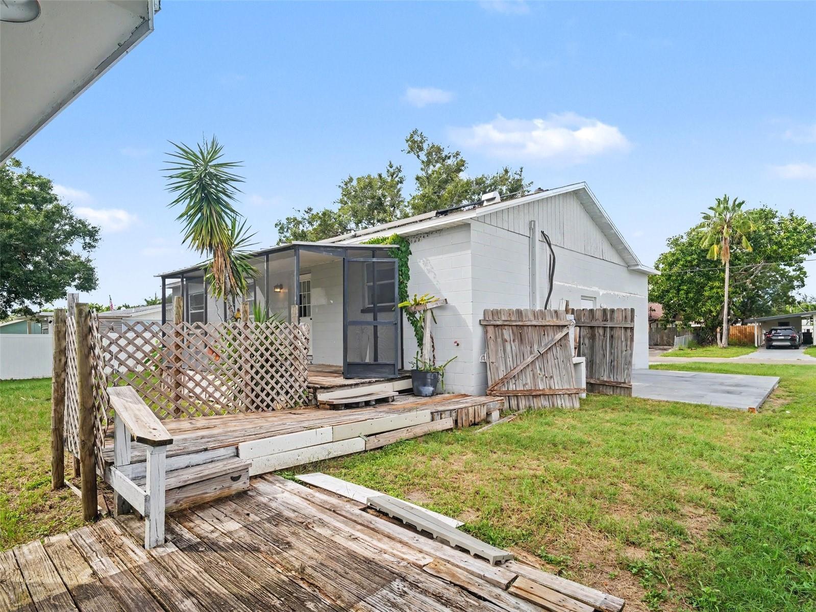 520 Fairhope Dr Property Photo 24