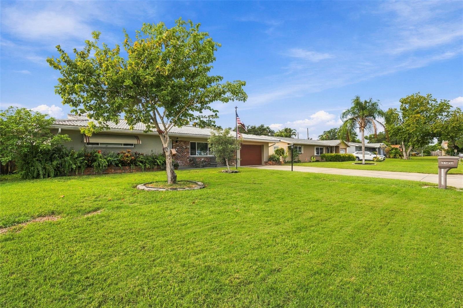 12120 81st Ave Property Photo 5