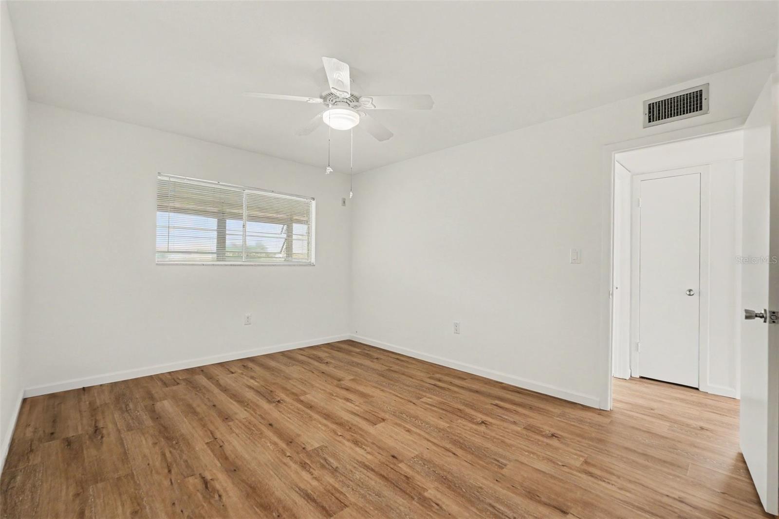 11201 80th Ave #209 Property Photo 24