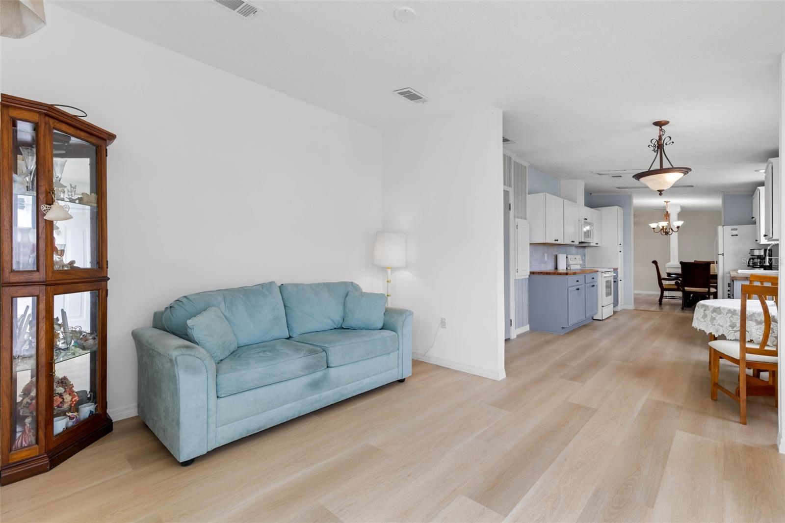 166 Americana Ct Ne #224 Property Photo 18
