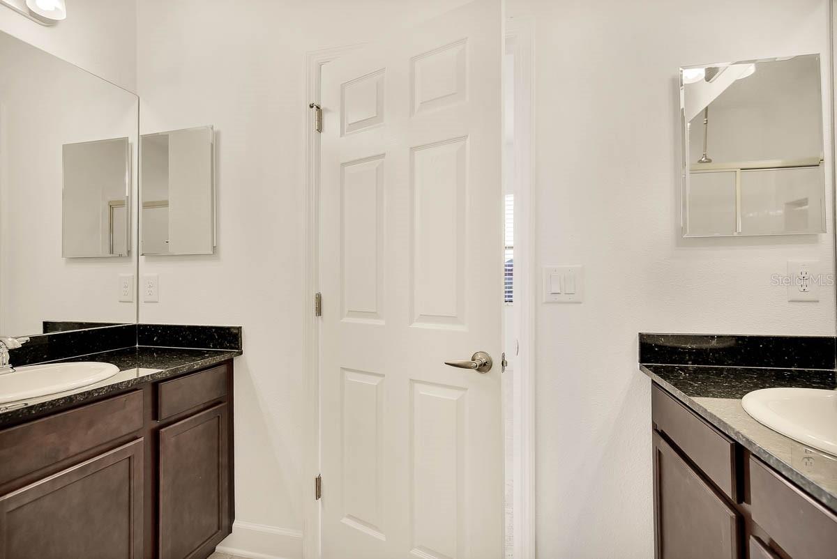 5808 Circa Fishhawk Blvd Property Photo 11