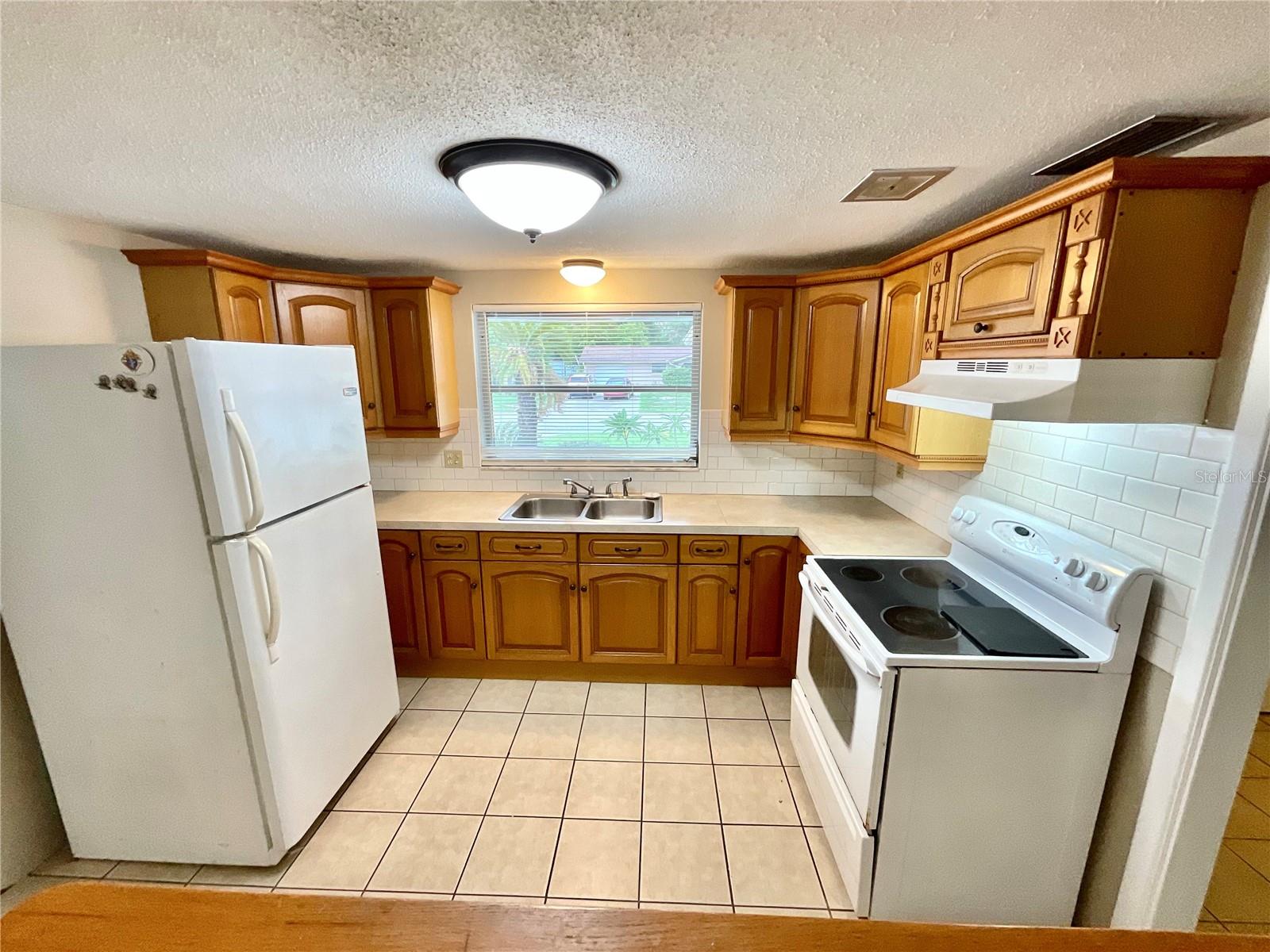 8034 Jasmine Blvd Property Photo 5