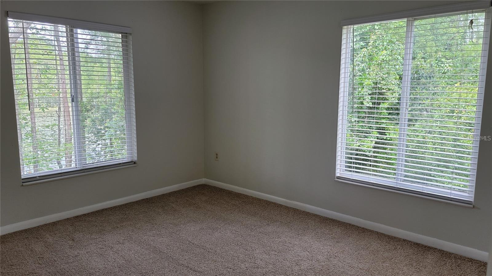 12135 Fox Chase Dr #h2 Property Photo 14