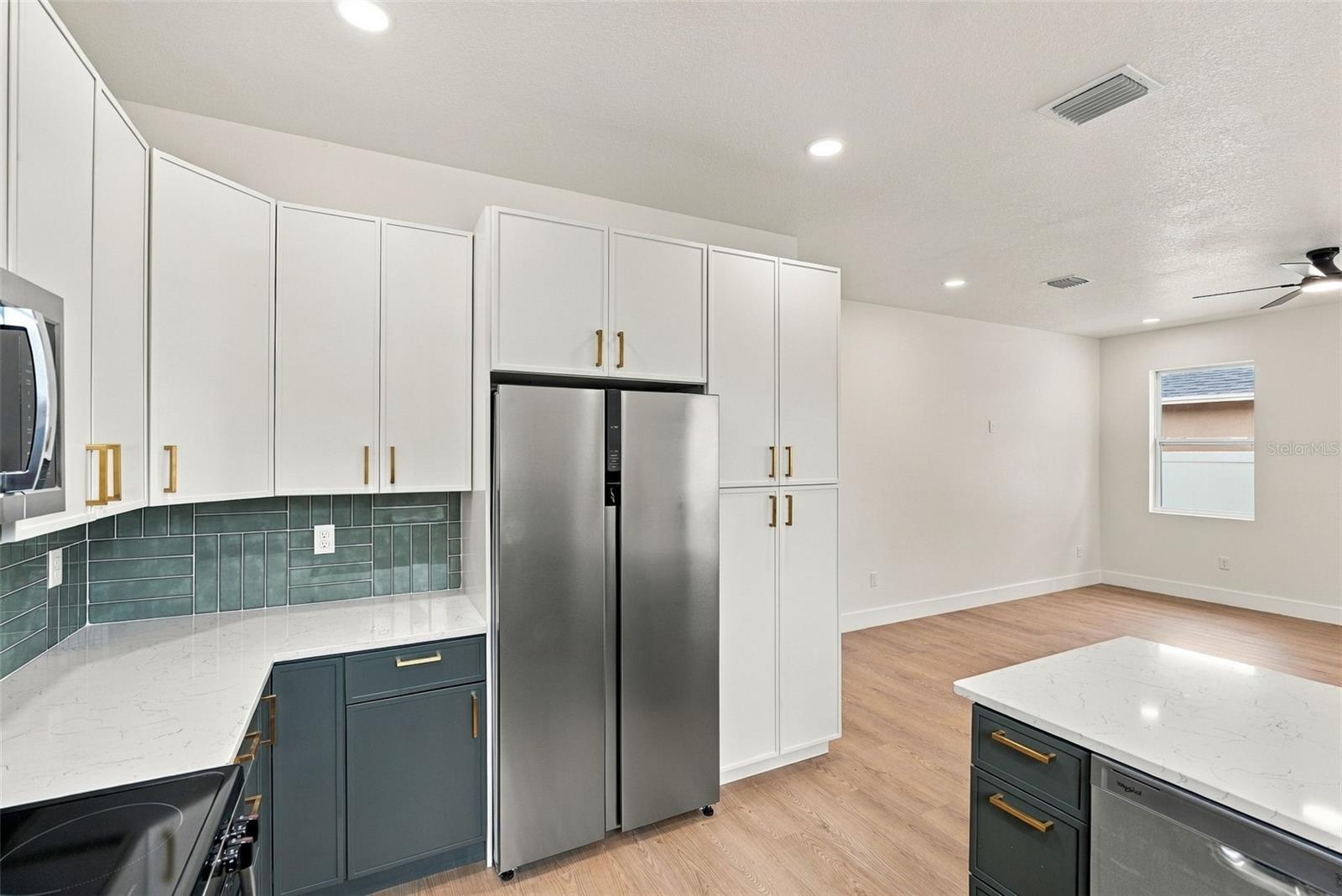 3009 Melrose Ave S Property Photo 12