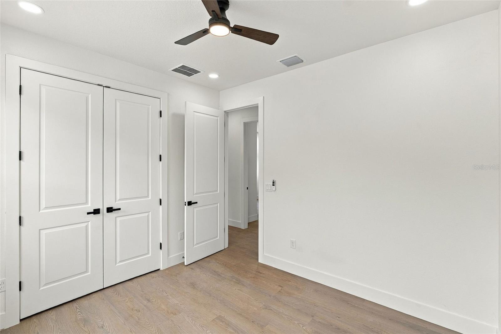 3009 Melrose Ave S Property Photo 21