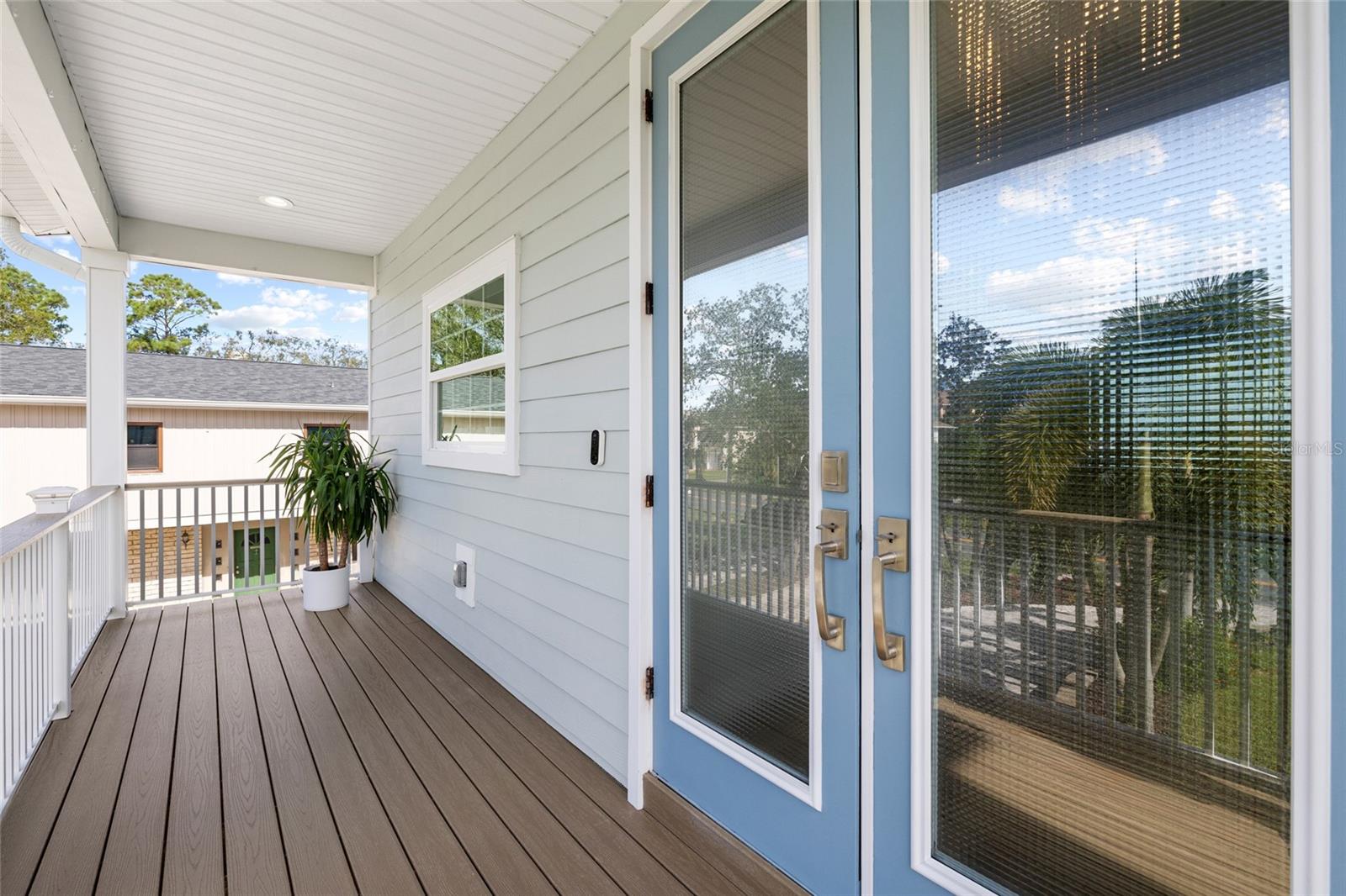1512 Riverside Dr Property Photo 16