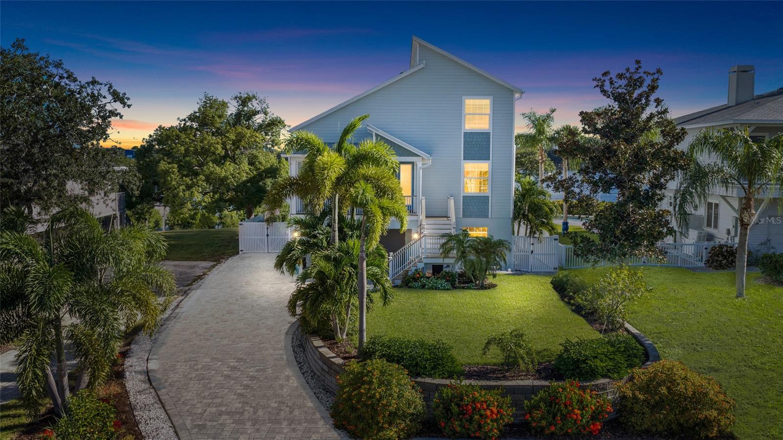 1512 Riverside Dr Property Photo 55