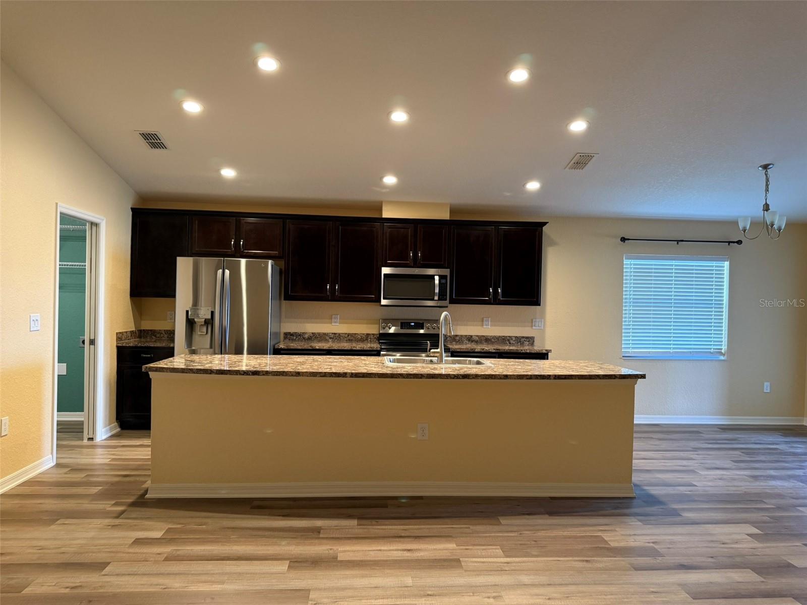 5303 White Egret Ln Property Photo 5