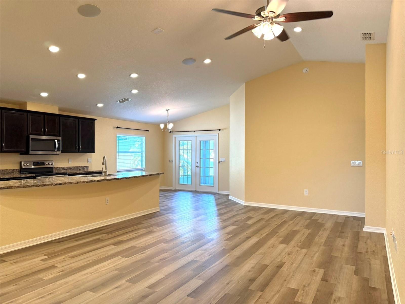 5303 White Egret Ln Property Photo 12