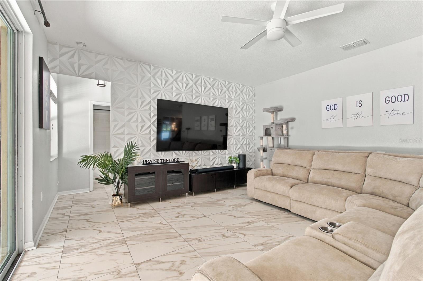 13856 Crest Lake Dr Property Photo 21
