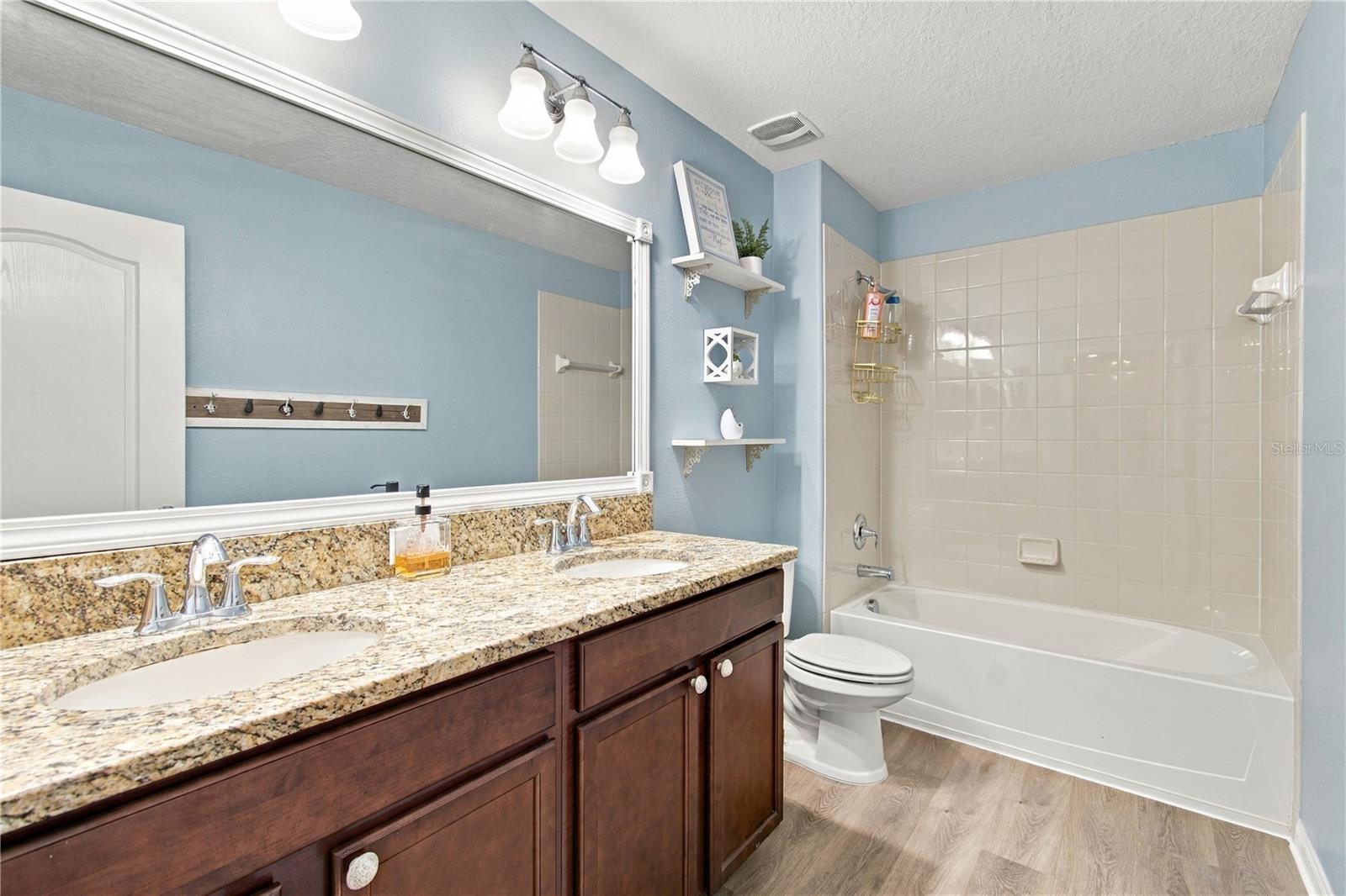 13856 Crest Lake Dr Property Photo 37