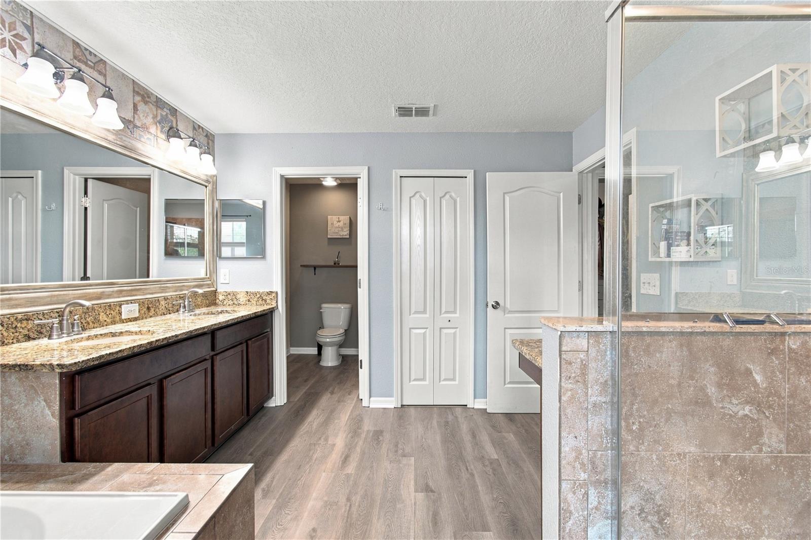 13856 Crest Lake Dr Property Photo 49