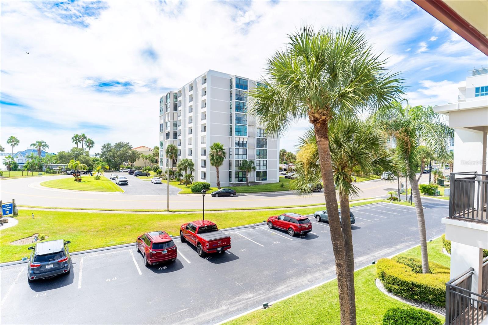 868 Bayway Blvd #304 Property Photo 5