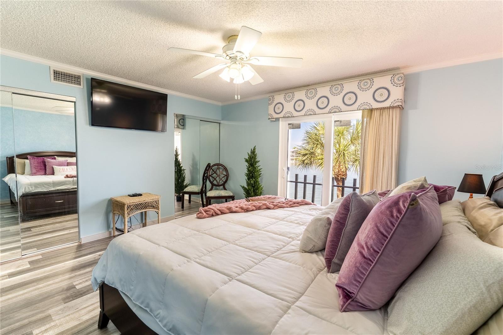 868 Bayway Blvd #304 Property Photo 18