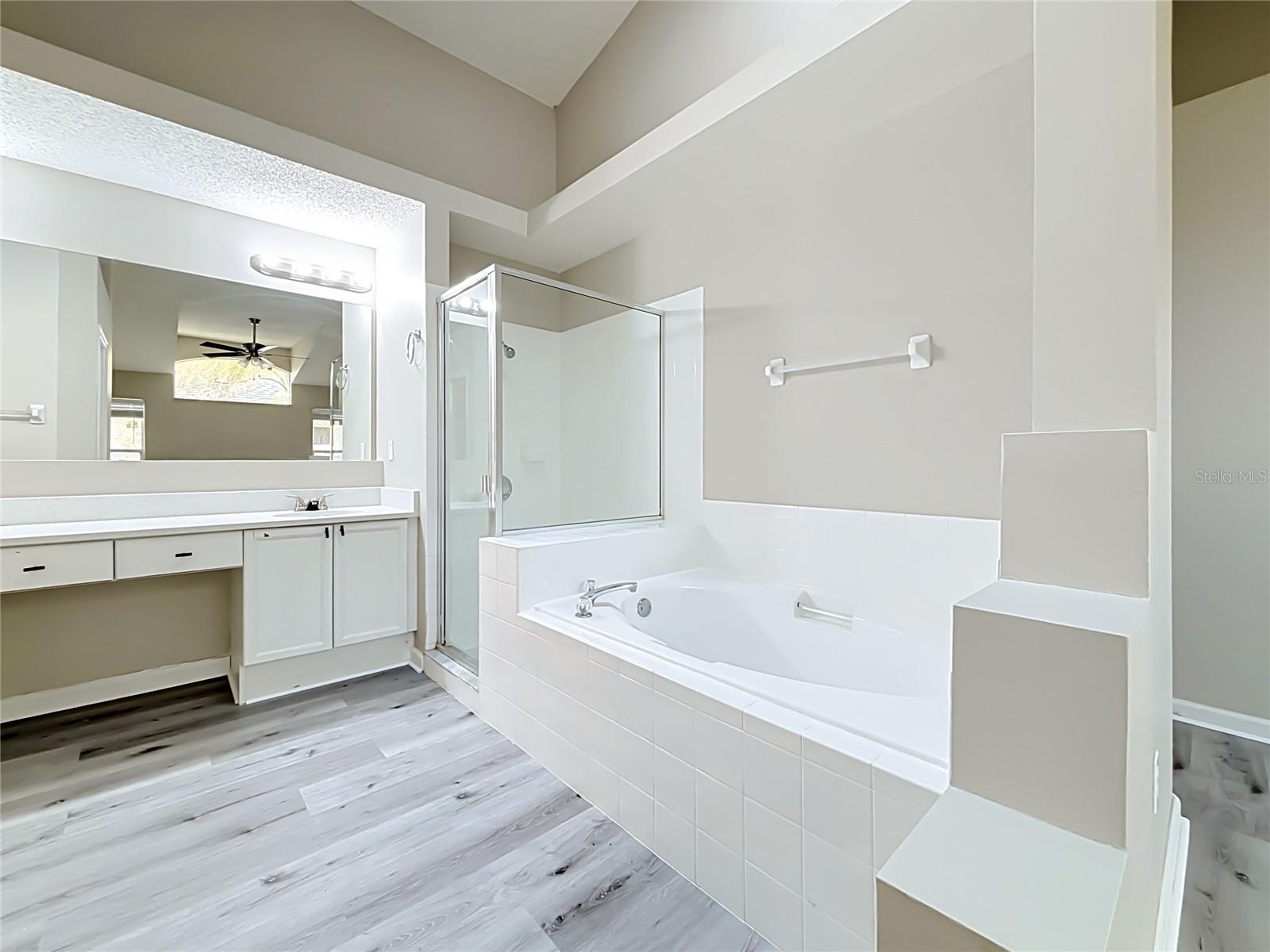 2712 Wilshire Rd Property Photo 14