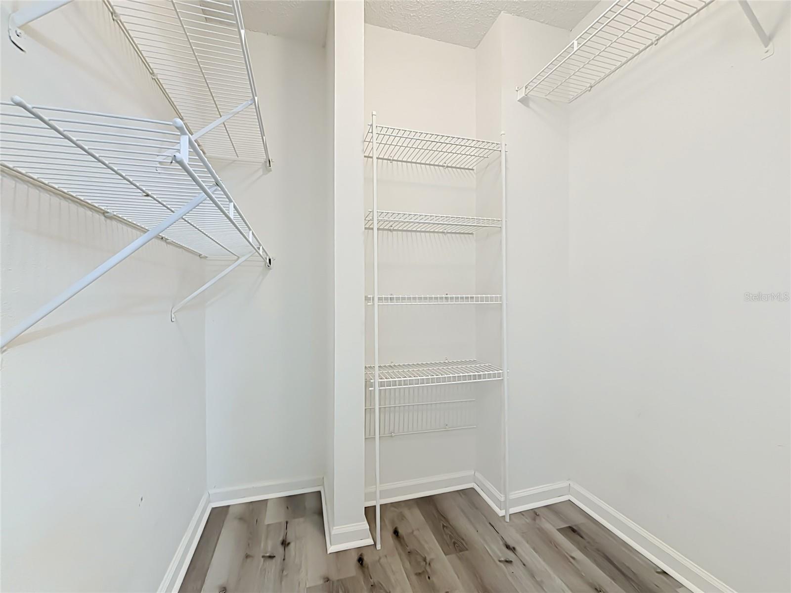 2712 Wilshire Rd Property Photo 17