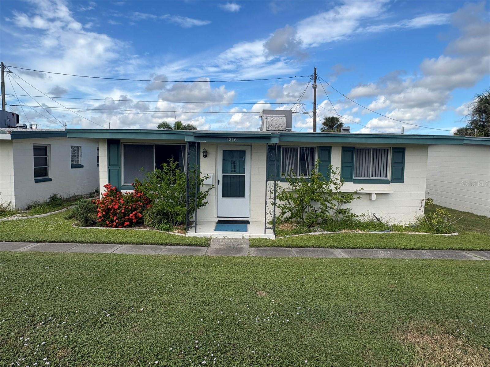 1516 Council Dr Property Photo 1