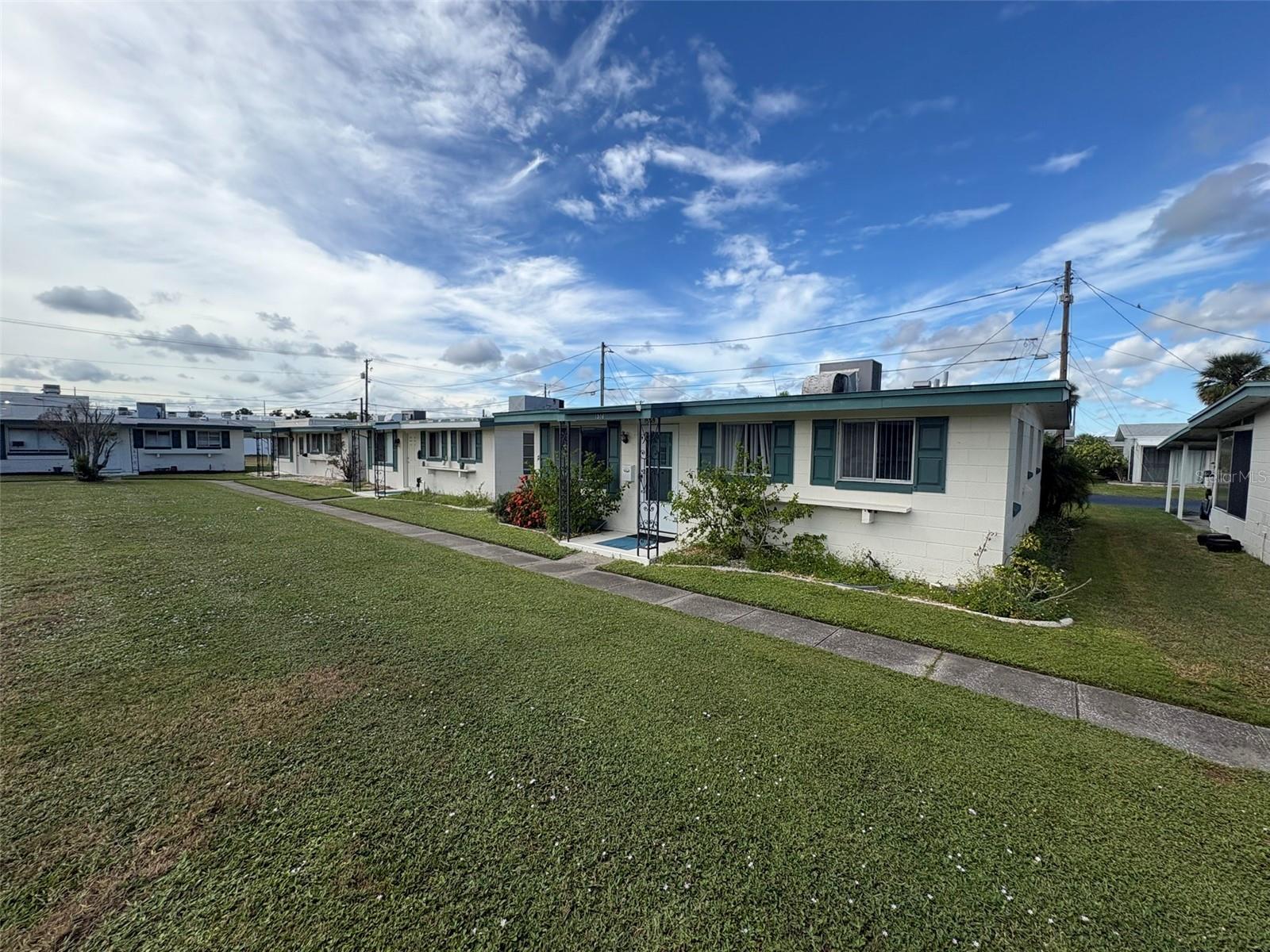 1516 Council Dr Property Photo 2