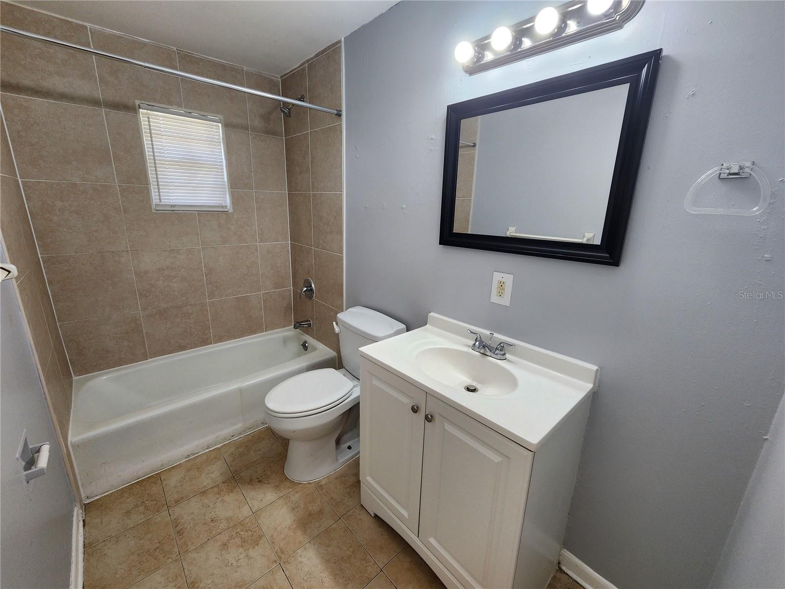4637 Harbor View Dr Property Photo 7