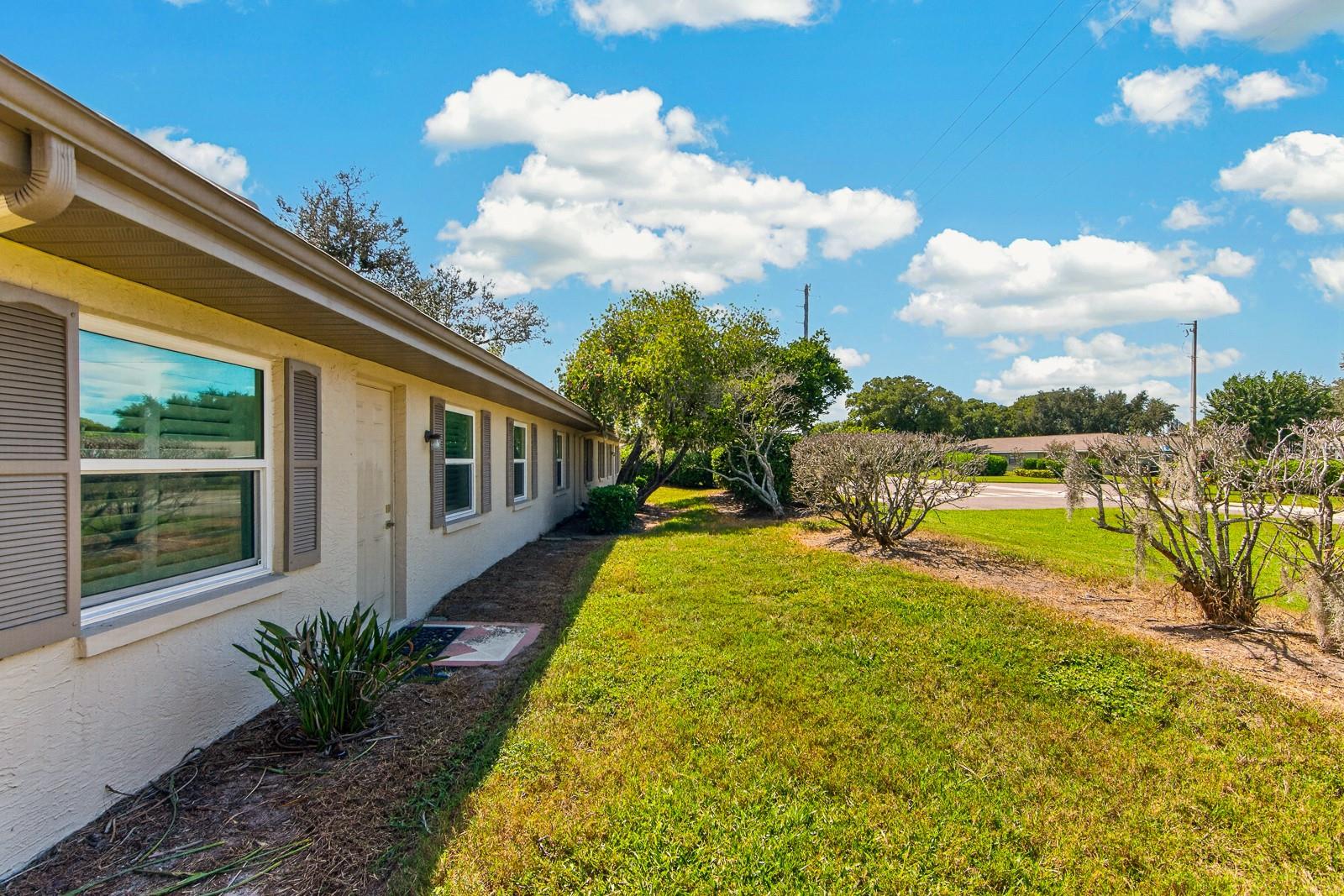 2329 Lancaster Dr Property Photo 43