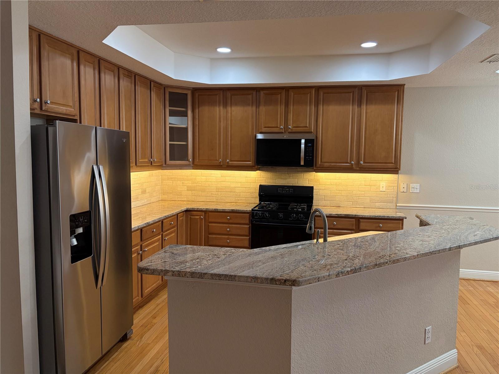 2855 Bayshore Trails Dr Property Photo 1