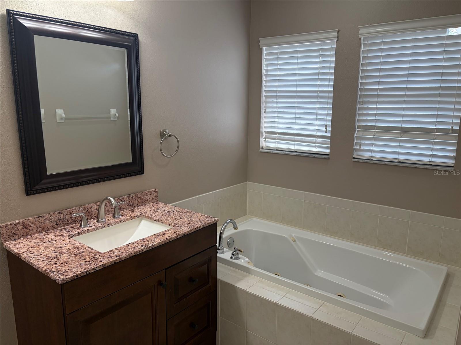 2855 Bayshore Trails Dr Property Photo 11