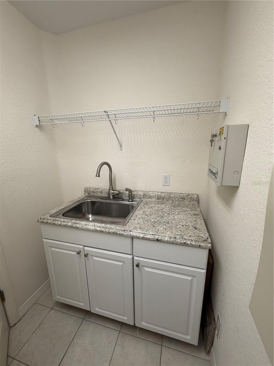 2855 Bayshore Trails Dr Property Photo 17