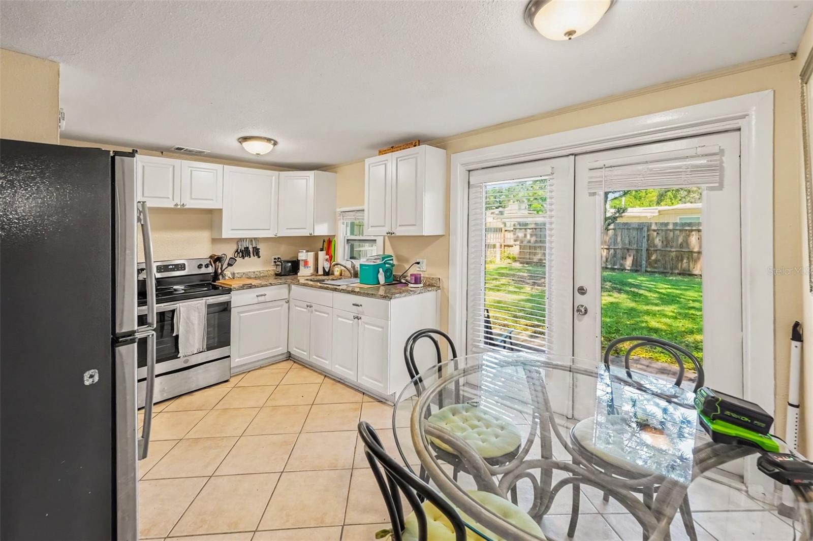 10151 114th Ter N Property Photo 5