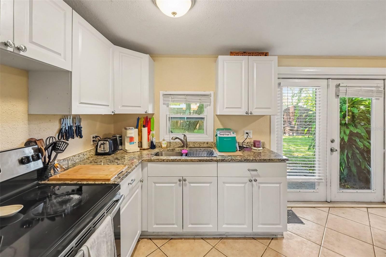 10151 114th Ter N Property Photo 6