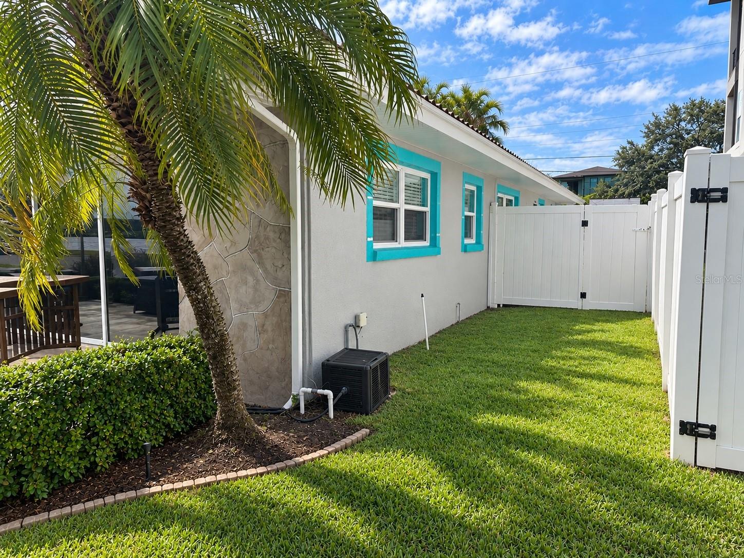 524 Channel Dr Property Photo 6