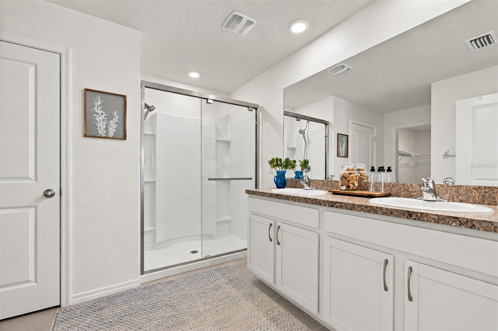 1011 Tidal Rock Ave Property Photo 12