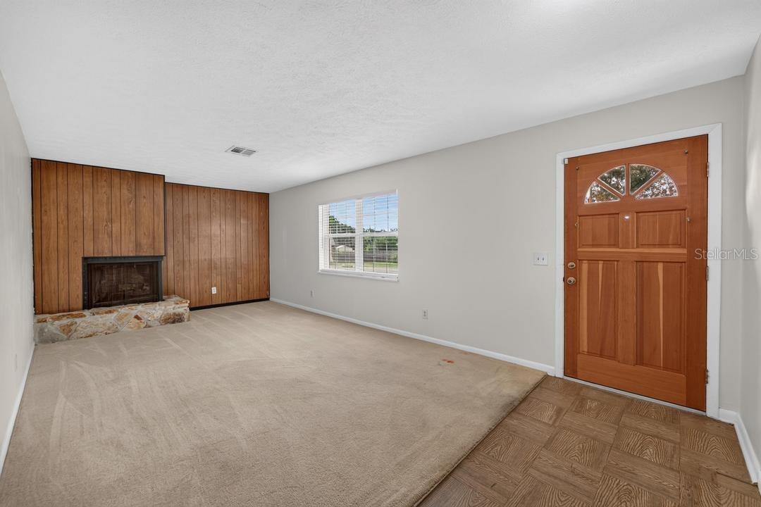 820 Blackberry Lane Property Photo 8