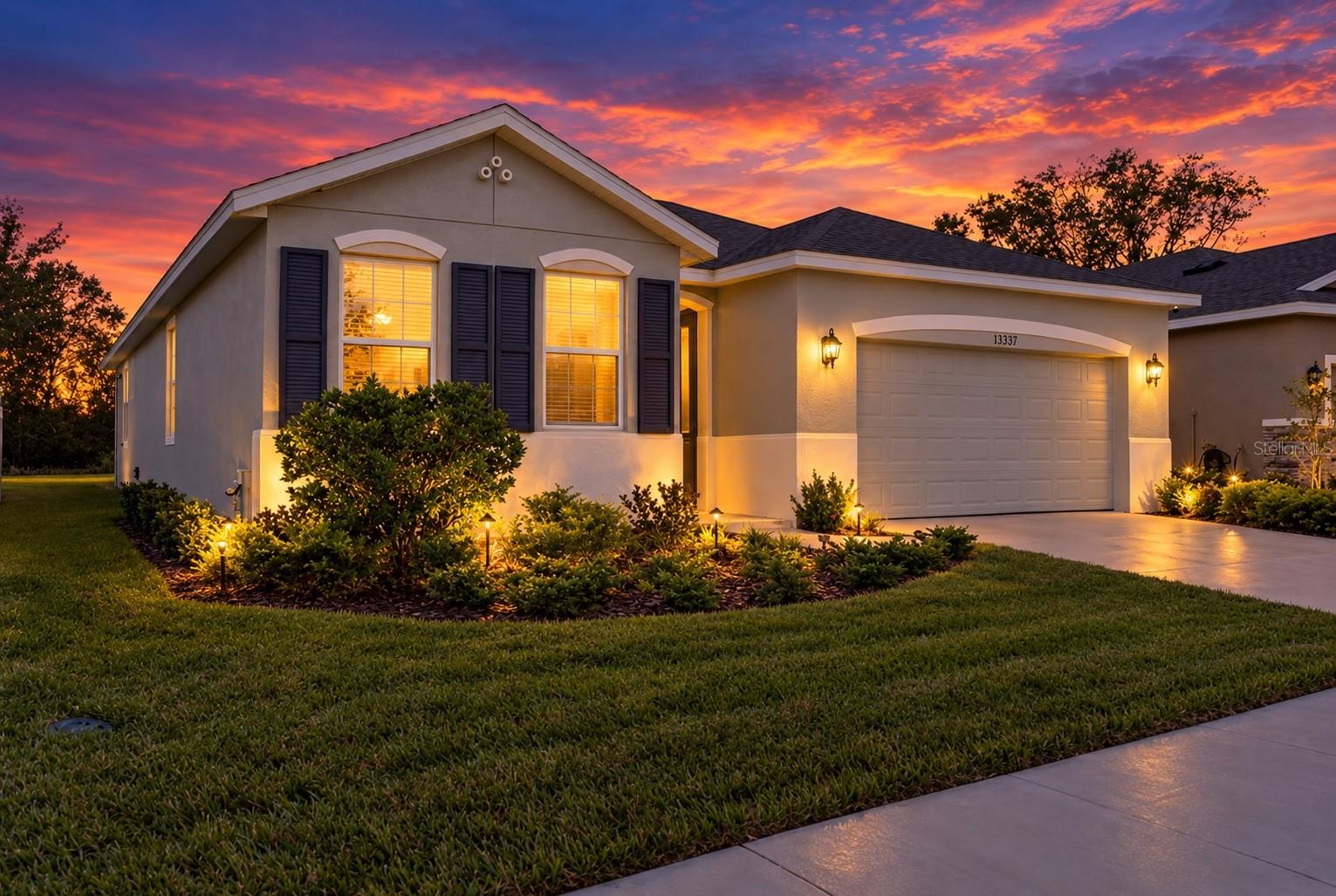13337 Waterleaf Garden Cir Property Photo 2