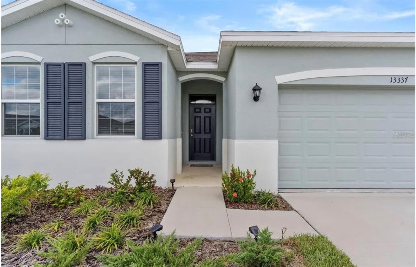 13337 Waterleaf Garden Cir Property Photo 7