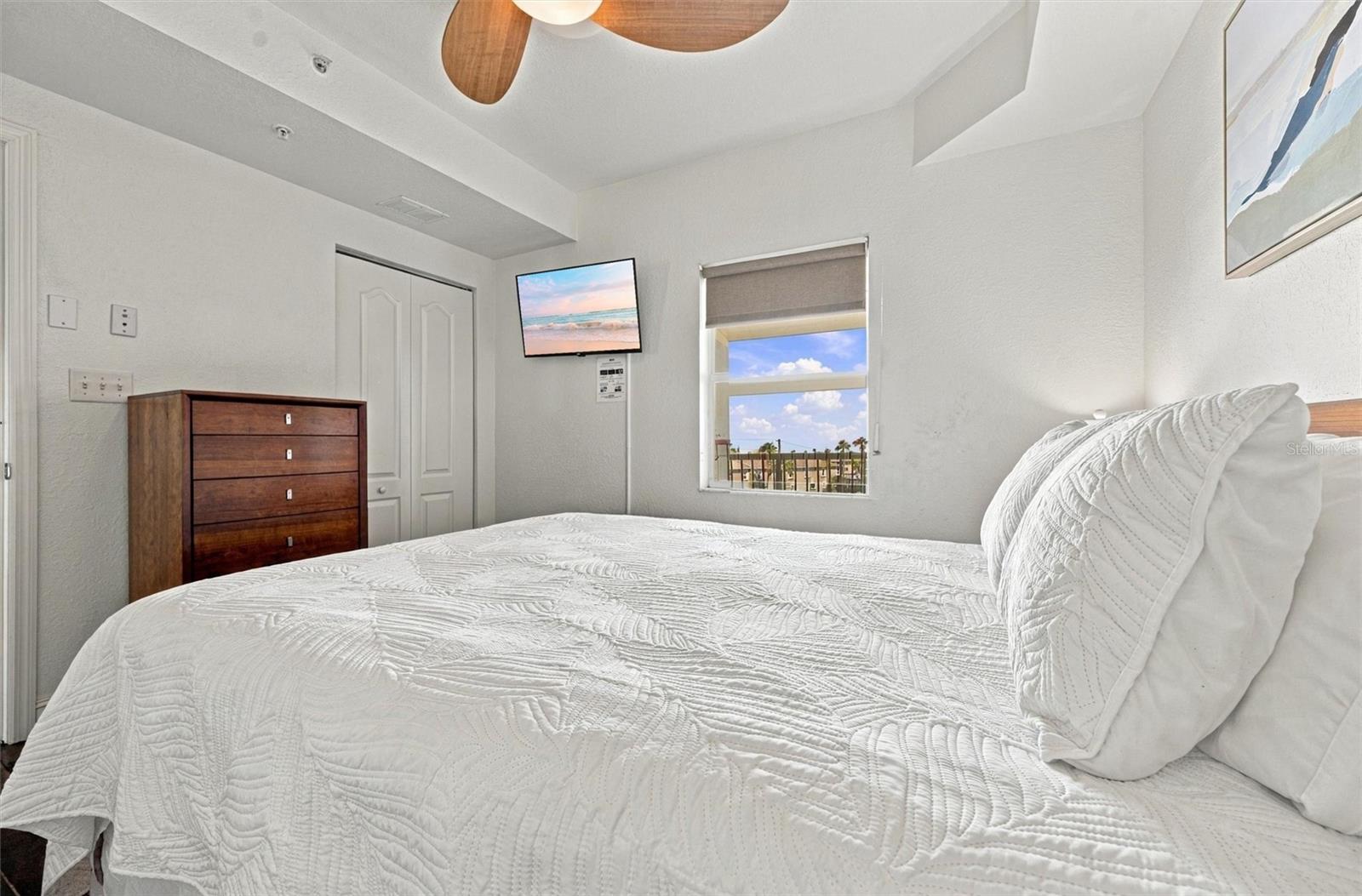 11605 Gulf Blvd #408 Property Photo 41