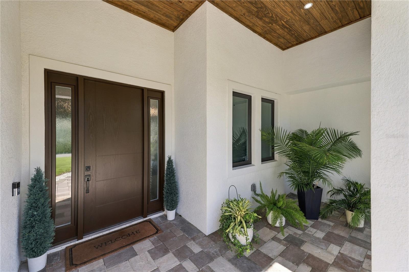7382 Perennial Rd Property Photo 4