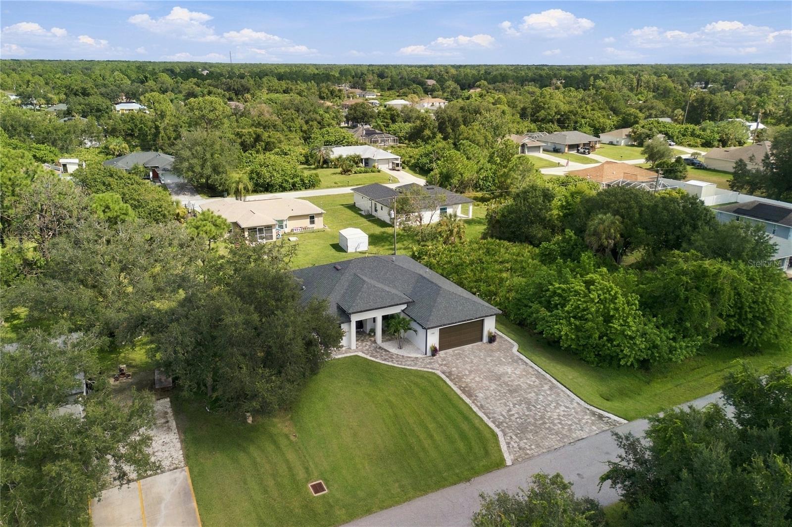 7382 Perennial Rd Property Photo 5