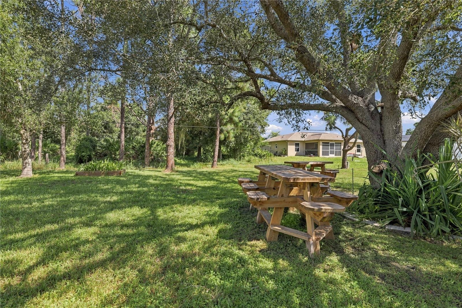 7382 Perennial Rd Property Photo 46