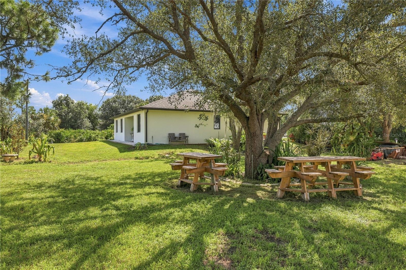 7382 Perennial Rd Property Photo 47