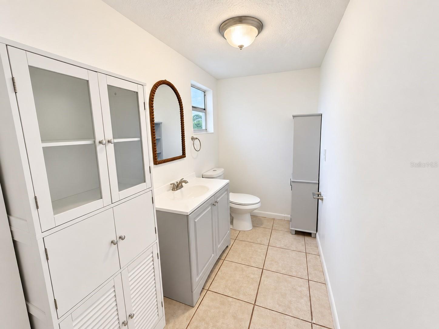 904 Two House Lane Property Photo 8