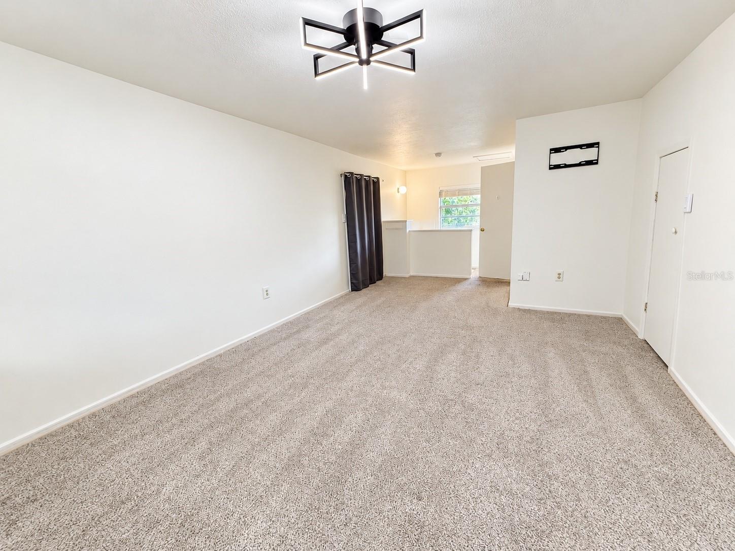 904 Two House Lane Property Photo 10